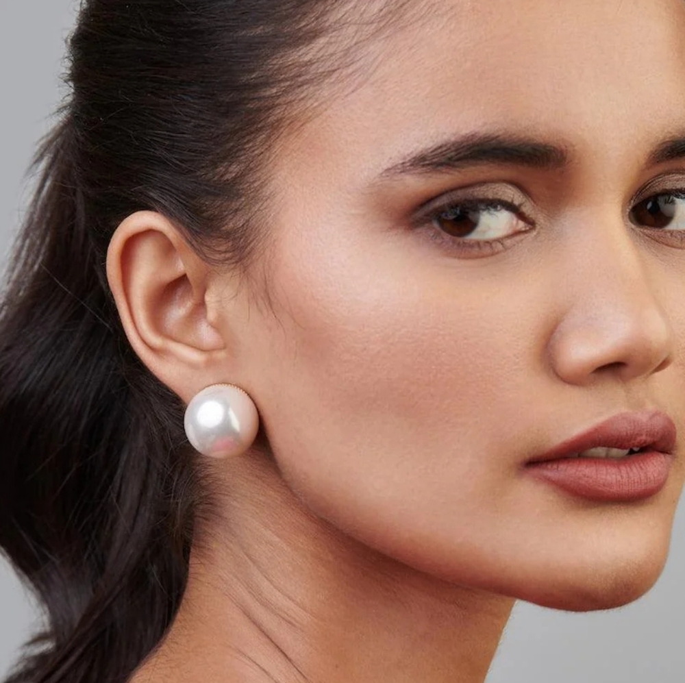 Statement Pearl Stud Earrings 25mm